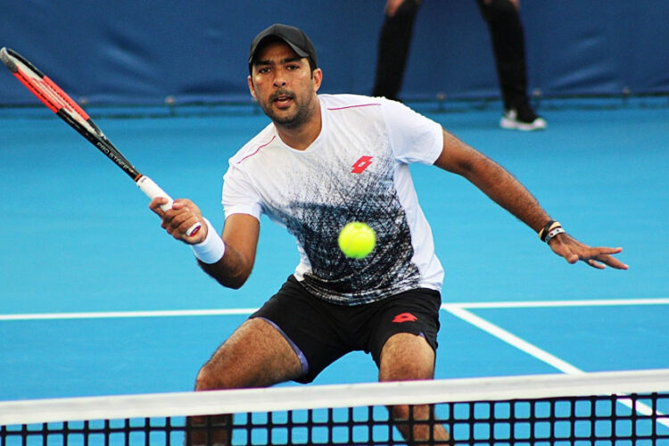 Aisam-ul-Haq-Qureshi, a Pakistani professional tennis player.