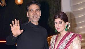 Akshay Kumar and Twinkle Khanna, when Akshay Kumar finally tied the knot with Twinkle Khanna, whom he met during the shoot of their film international khilaadi. Since then they are together and also have a daughter.