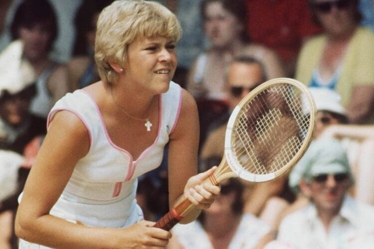 Helen Gourlay, a retired female tennis player from Australia.