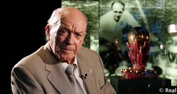 Alfredo di Stefano, an Argentine-born professional footballer and coach,